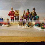 Set of 5 Christmas Village Houses & 6 People Figurines thumbnail-4