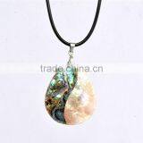 High End Handmade Stripe Sea Shell Pendant Necklace Carved Abalone Shell Necklace for Engagement Return Gift thumbnail-3