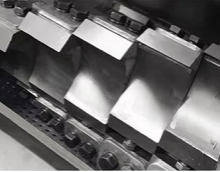 Industrial Plastic Crusher for PE Film, PP Bucket, PET Bottle, PVC Pipe, ABS Block Recycling thumbnail-3