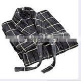 Fashion Style Coral Fleece Bathrobe With Long Sleeve thumbnail-2