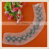 fashion beaded necktrim in flower design with metal/rhinestone custom for garment