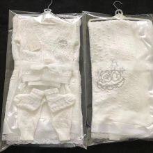 Factory Cheap Wholesale Knitted Baby Shawl and Blanket With Sweater Socks Cap Set thumbnail-1
