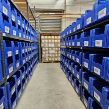 Modulare PP-Wellenwarehouseschalen – stapelbare und anpassbare Lagermöglichkeit thumbnail-5