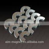 Neodymium Horseshoe Magnet thumbnail-1