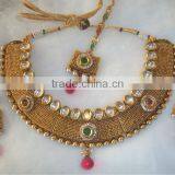 Gold Kundan Necklace EARRING Set thumbnail-1