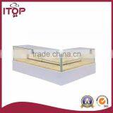 Square L Shape Showcase for Cakes thumbnail-1