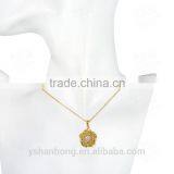 Fashion is Hollow-out Decorative Pattern Diamond Pendant Necklace thumbnail-4