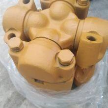 Komatsu D155 A-1,A-2 175-20-30000 Universal Joinit Assay thumbnail-3