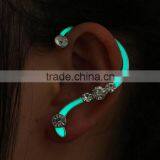 Women Wear Earring Jewelry Luminous Diamond Cuff Earrings thumbnail-4