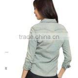 2016 Fashion Slim Fit Long Sleeves Washed Denim Shirt for Girls With Two Pockets on the Chest thumbnail-2