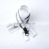 White Nylon Zipper With Metal Puller thumbnail-4