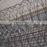 YS Factory Galvanized Barbed Razor Wire Steel Security Fencing Farm Concertina Barb thumbnail-1
