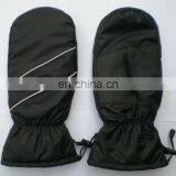 Winter Golf Mitt thumbnail-1
