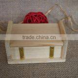 Small Handmade Eco-friendly Recycled Materials Feature Wooden Essential Oil Bottles Gift Storage Box thumbnail-2