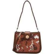 Autumn and Winter New Tide Advanced Sense of Light Luxury Niche Design Women Cross-body Bag thumbnail-2