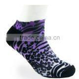 China 3d Cheap Customizing Unique Colorful Crew Socks