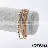 Strand Gold Spring Chain Bracelet thumbnail-1