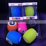 Outdoor Sport Wireless Mini Bluetooth Q8 Speaker With MIC For Andriod Phone Support TF Card Usb With Retail Package thumbnail-5