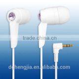 Earphones China Wholesale High Quality Oem Earphones Mp3 Music Links thumbnail-2