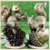 Custom Fashion Garden Decorative Animal Resin Cute and Vivid Squirrel Figurine for Sale thumbnail-3