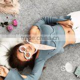 Runwaylover 125 Europe Style 2017 Ladies Sexy Off-Shoulder Knitted Flare Sleeve Blouse thumbnail-3