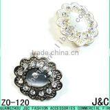 Oval Shaped Black Diamond Cat Eye Stone With Rhineston Zamac Button