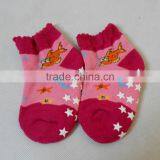 Non Slip Socks thumbnail-3