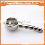 Top Wholesale Stainless Steel Mental Lemon Squeezer for Your Beautiful Life thumbnail-6