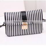Stylish Ladies Mini Messenger Purse Bag Wallet thumbnail-3