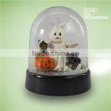 Plastic Ghost Snow Globe thumbnail-1