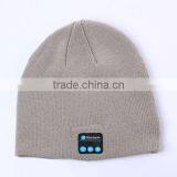 High Quality Wireless Bluetooth Knitted Music Hat thumbnail-6