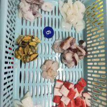 Quality Seafood Mix thumbnail-3