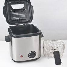 Buy the 2L Deep Fryer, DF100S