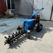 Цепной траншейный экскаватор, малый сельскохозяйственный гидравлический вариант, для вспашки, в огородах, на твердом грунте, для выкапывания траншей под кабели и трубопроводы, а также для внесения удобрений thumbnail-3