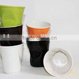 Cheaper Ceramic Crinkle Cup in Creative Shape thumbnail-2