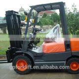 1.5 Ton Diesel Forklift thumbnail-1
