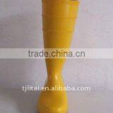 Pvc Boot Women Garden Rain Boots Women and Men Clear Pvc Rain Boots Using Safety Shoes Farming Rain Boots thumbnail-2