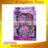 Fashion Girl Makeup Set Toy thumbnail-1