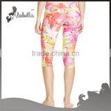 High Quality All Over Sublimation Printed Yoga Works Capri Pants Yoga Leggings for Women thumbnail-2