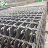 Factory Heavy Duty Hot-dip Galvanized Close/open End Steel Grating for Water Well Cover thumbnail-3