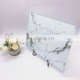 2019 New Design Direct Order Glass Cutting Board With White Carton thumbnail-3