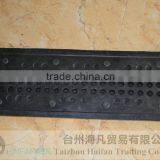 1000*350*50mm Durable Reflective Speed Hump for Crossroads/High Quality Hot Sell Rubber Speed Bump Used in Intersection thumbnail-5