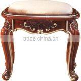 Latest Design for European Style King Size Solid Wood Bedroom Furniture Set thumbnail-6