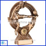 football player customized size trophy resin trophy polyresin figure best quality
