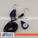 1/4" Rope Ratchet With Metal Wheel thumbnail-1