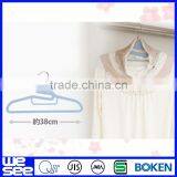 Round Plastic Rotating Hanger thumbnail-1