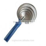 4 Loops Spiral Steel Curry Comb With Plastic Handle thumbnail-1