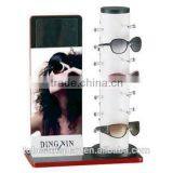 China Factory Customized Wall Mounted Eyewear Display