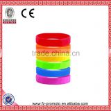 Promotion Gift New Stlye Custom Silicone Cheap Wristbands Various Design and Custom New Type Silicone Wristband