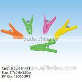 Plastic Clothes Pegs thumbnail-3